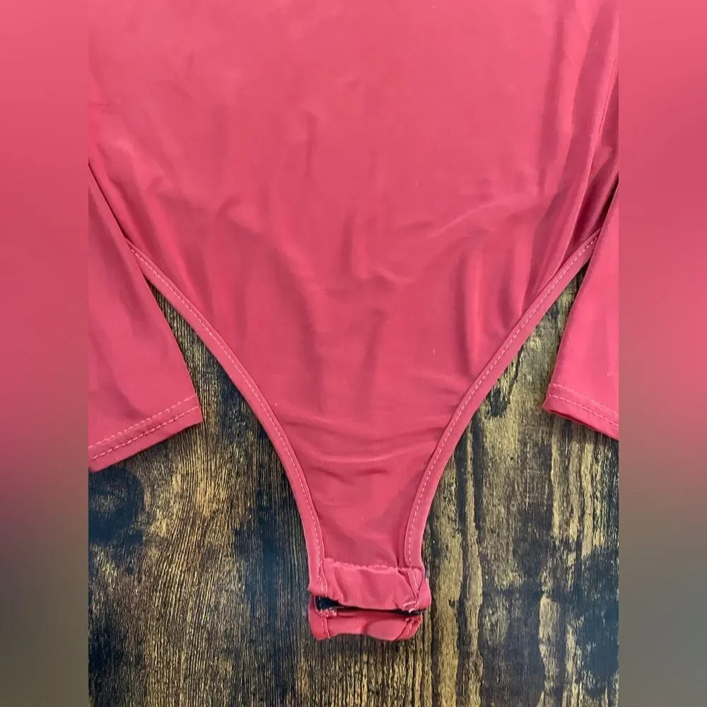 Boohoo Silky orange long sleeve bodysuit
Size 4 - Picture 4 of 8